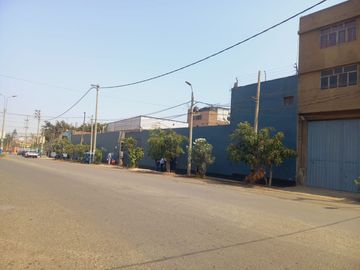 VENDO LOCAL COMERCIAL DE 2005 M2 EN AV. LOS CASCANUECES - SANTA ANITA-LIMA