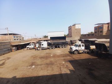 VENDO LOCAL COMERCIAL DE 2005 M2 EN AV. LOS CASCANUECES - SANTA ANITA-LIMA