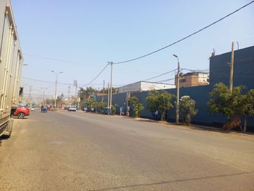 VENDO LOCAL COMERCIAL DE 2005 M2 EN AV. LOS CASCANUECES - SANTA ANITA-LIMA
