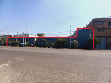 VENDO LOCAL COMERCIAL DE 2005 M2 EN AV. LOS CASCANUECES - SANTA ANITA-LIMA