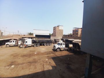 VENDO LOCAL COMERCIAL DE 2005 M2 EN AV. LOS CASCANUECES - SANTA ANITA-LIMA