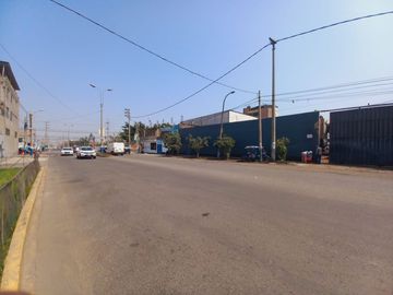 VENDO LOCAL COMERCIAL DE 2005 M2 EN AV. LOS CASCANUECES - SANTA ANITA-LIMA