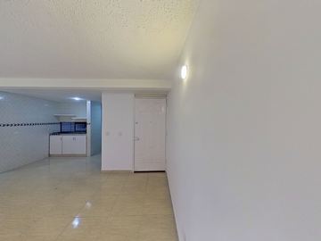 Apartamento remodelado en Palmeto – Segundo piso y excelente distribución 🏡