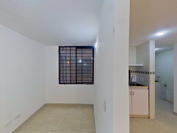 Apartamento remodelado en Palmeto – Segundo piso y excelente distribución 🏡