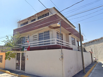 CASA EN VENTA EN EXCELENTE UBICACIÓN EN HIDALGO!!!