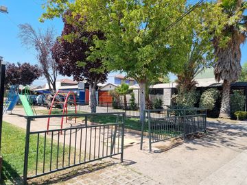 Oportunidad de Casa en Psje. Los Enebros, La Foresta II, Los Robles, comuna de Puente Alto.