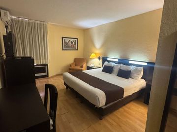 HOTEL EN VENTA HOWARD JOHNSON PLAZA LAS TORRES