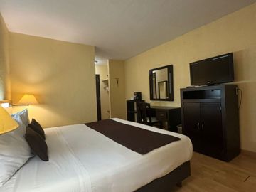 HOTEL EN VENTA HOWARD JOHNSON PLAZA LAS TORRES