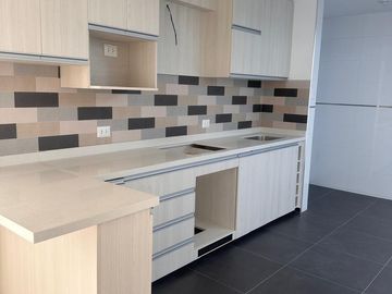 VENDO LINDOS DEPARTAMENTOS ACOGEDORES Y AMPLIOS DE 125mt. EN CAYMA, DE 3 DORMITORIOS CON 3 BAÑOS, ASCENSOR Y COCHERA ASCENSOR Y COCHERA
