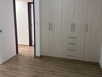 VENDO LINDOS DEPARTAMENTOS ACOGEDORES Y AMPLIOS DE 125mt. EN CAYMA, DE 3 DORMITORIOS CON 3 BAÑOS, ASCENSOR Y COCHERA ASCENSOR Y COCHERA