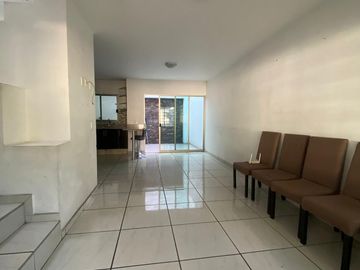 Casa en VENTA Balcones de Santa Maria 3 Rec a 10 min ITESO, UVM, una cuadra del Tren Ligero