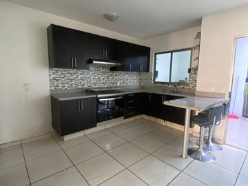 Casa en VENTA Balcones de Santa Maria 3 Rec a 10 min ITESO, UVM, una cuadra del Tren Ligero