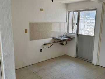CASA EN VENTA DE 3 RECAMARAS EN LA COLONIA COLINAS DEL CARMEN, al sur de la ciudad