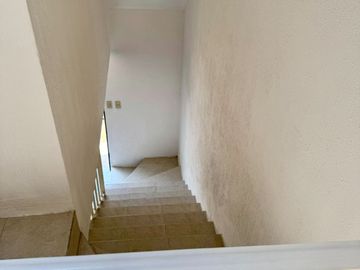 CASA EN VENTA DE 3 RECAMARAS EN LA COLONIA COLINAS DEL CARMEN, al sur de la ciudad