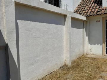 CASA EN VENTA DE 3 RECAMARAS EN LA COLONIA COLINAS DEL CARMEN, al sur de la ciudad