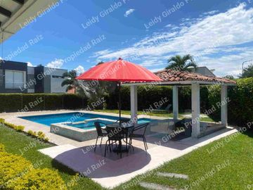 Renta Casa Campestre Amoblada sector Cerritos Pereira