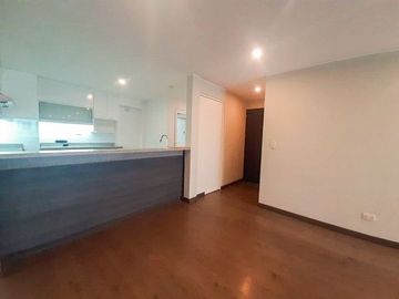SE VENDE EXCLUSIVO DEPARTAMENTO EN PRIMER PISO MIRAFLORES