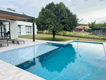SE VENDE CASA CAMPESTRE EN SANTAGUEDA