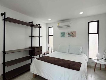VENTA DE APARTAESTUDIO AMOBLADO, RENTAS CORTAS. CERCA AL ESTADIO PASCUAL GUERRERO.