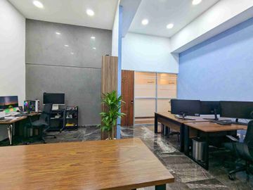 OFICINA EN VENTA PARK PEDREGAL
