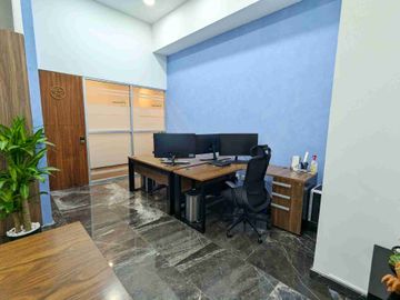 OFICINA EN VENTA PARK PEDREGAL