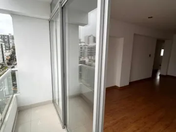 Vendo Departamento en Lince, Límite con San Isidro