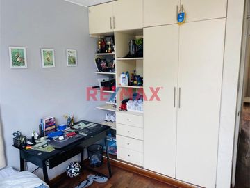 Se Vende Departamento En Urb La Almudena En San Luis Limite Con San Borja S/. 451,250.00 - $ 125,000.00