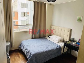Se Vende Departamento En Urb La Almudena En San Luis Limite Con San Borja S/. 451,250.00 - $ 125,000.00