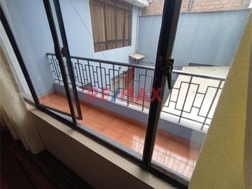 En Ocasion Venta De Hermoso Departamento Duplex En San Martin De Porres S/. 685,900.00 - $ 190,000.00