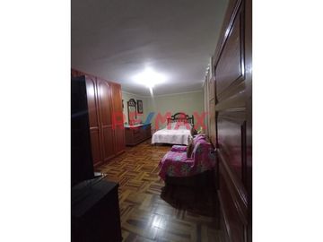 En Ocasion Venta De Hermoso Departamento Duplex En San Martin De Porres S/. 685,900.00 - $ 190,000.00