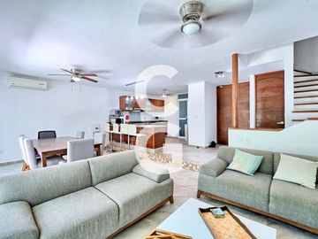 Departamento en Venta en Cancún en Res. Lagos del Sol Xik Nal con 3 Recámaras