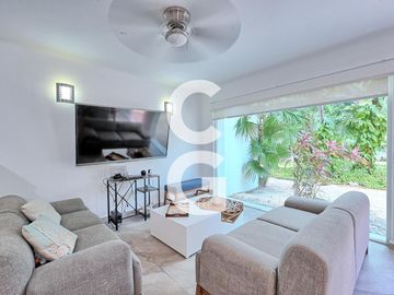 Departamento en Venta en Cancún en Res. Lagos del Sol Xik Nal con 3 Recámaras