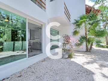 Departamento en Venta en Cancún en Res. Lagos del Sol Xik Nal con 3 Recámaras