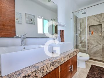 Departamento en Venta en Cancún en Res. Lagos del Sol Xik Nal con 3 Recámaras