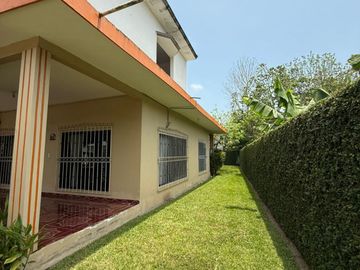 Casa en venta en el centro de Nautla, Veracruz cerca del mar
