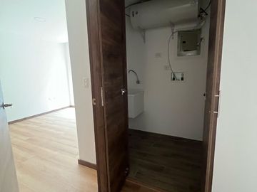 DEPARTAMENTO EN VENTA, 81m2 EN SAN ISIDRO DEL INCA