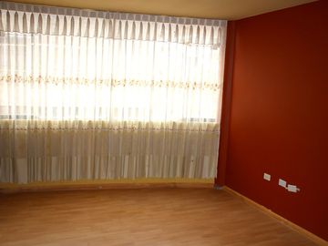 ✅📍Los Keñuales - Esquina Se VENDE Casa 2 Pisos