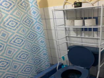 HERMOSA CASA DE 2 NIVELES CON UNA  EXCELENTE UBICACIÓN!!!