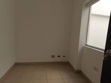ALQUILO DEPARTAMENTO 3ER PISO  JIRON PETER PAUL RUBENS SANTIAGO DE SURCO