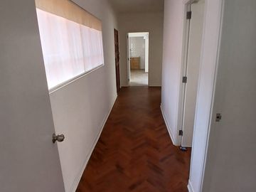 REMATO AMPLIO DEPARTAMENTO 3ER PISO - BENAVIDES MIRAFLORES