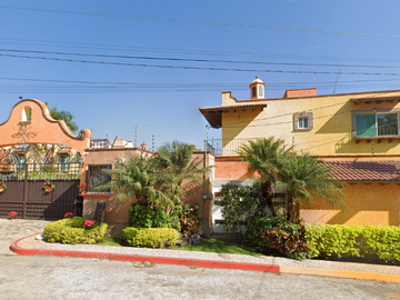 Espectacular Casa Ubicada En Residencial Exclusivo, En Xochitepec, Morelos