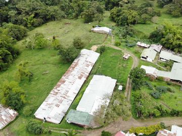 Vendo Finca Avícola en Silvania, Cundinamarca