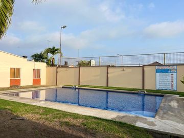 Vendo casa 1 planta en Urbanizacion San Patricio (Machala)