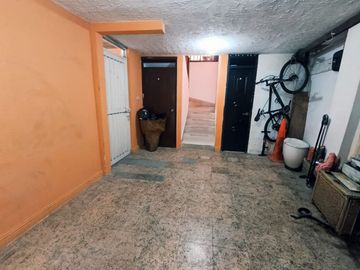 Venta casa dos niveles más Apartaestudio Sector Terranova-Pereira