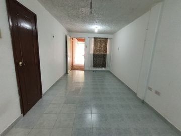 Venta casa dos niveles más Apartaestudio Sector Terranova-Pereira