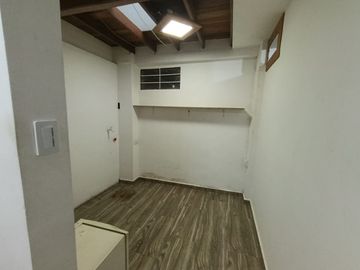 Venta casa dos niveles más Apartaestudio Sector Terranova-Pereira