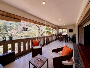 ESPECTACULAR DEPARTAMENTO A PRECIO DE OPORTUNIDAD EN VILLA ANTIGUA.