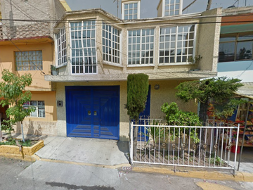 VENTA DE HERMOSA CASA EN NEZAHUALCOYOTL EDO. DE MEX.