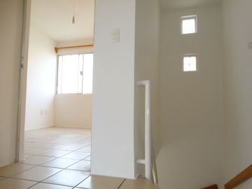 CASA EN FRACCIONAMIENTO COLINAS DE XOCHITEPEC EN MORELOS