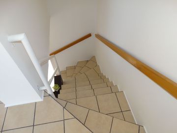 CASA EN FRACCIONAMIENTO COLINAS DE XOCHITEPEC EN MORELOS